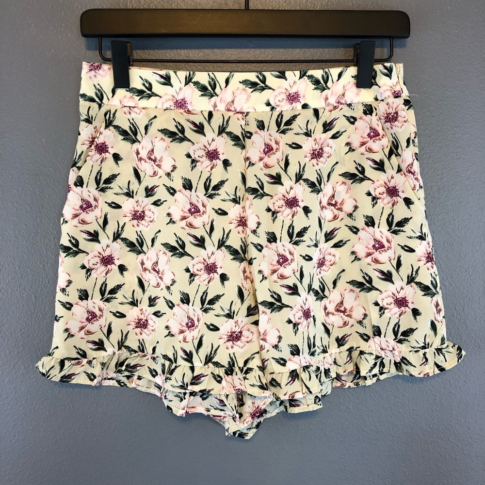 Festival High Waisted Cream Floral Shorts